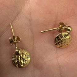 14K Yellow Gold Italy Diamond Cut Round Disc Stud Earrings — Solid Gold