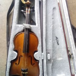 Cremona Violin