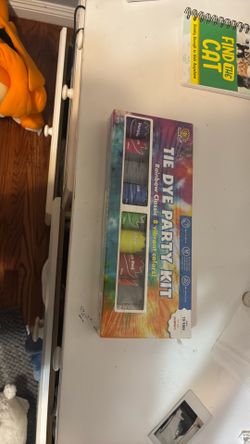 Tie dye party kit