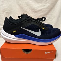 Nike Air WINFLO 10, size 11 men’s 