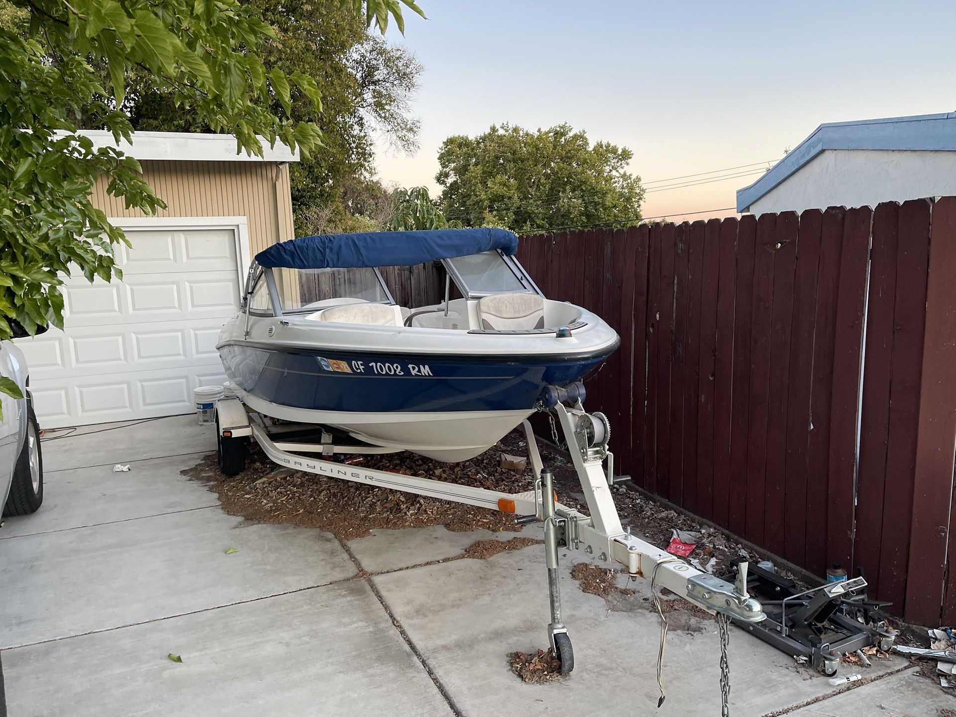 2008 Bayliner 175