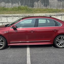 2017 VW Passat R-Line 4Door Sedan