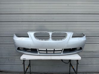 2004-2007 BMW 525i 530i 545i 550i Front Parts Bumper
