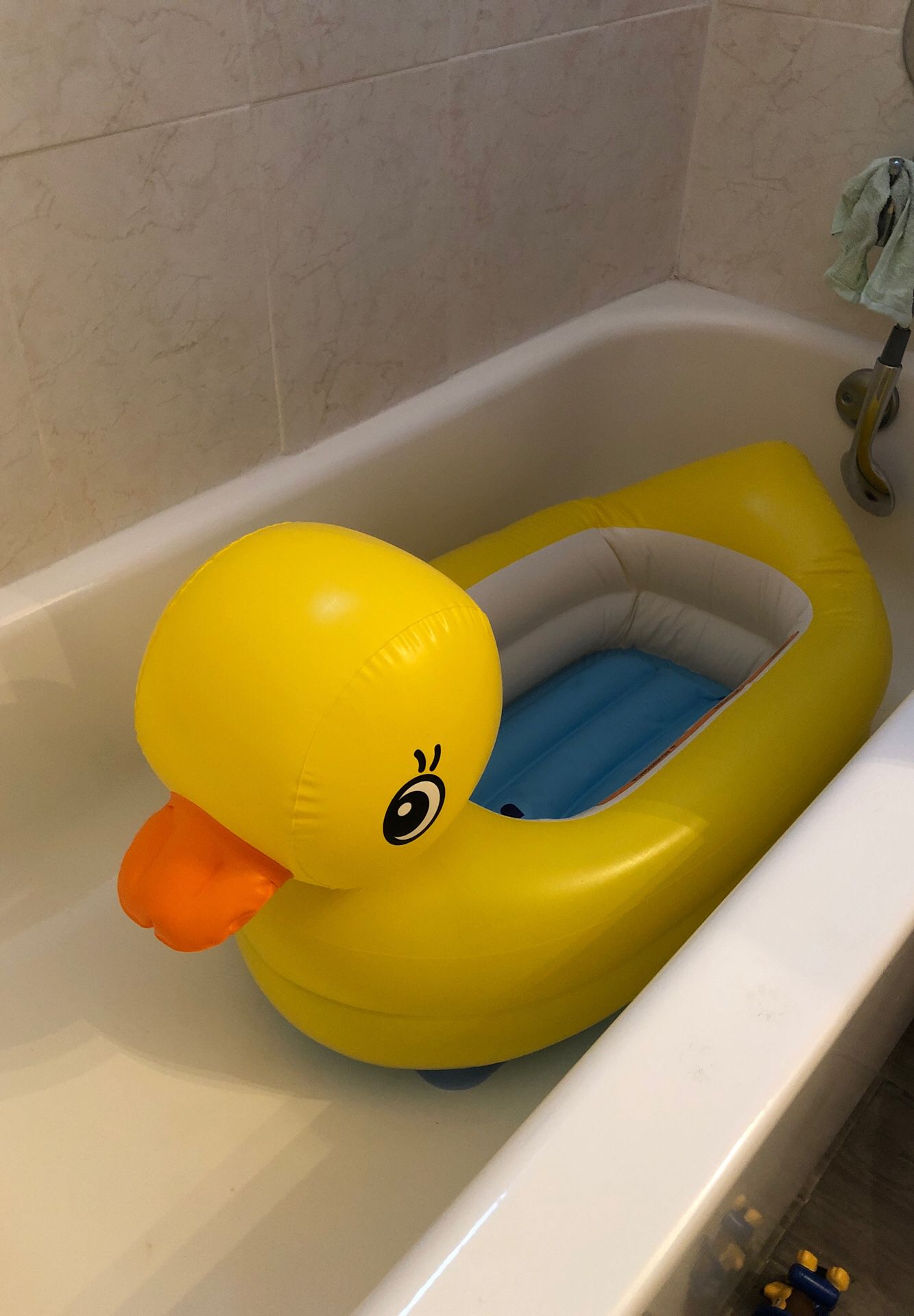 Inflatable Duck baby bath with toy hanger