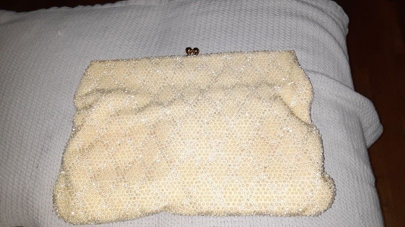 Vintage Corde Bead Pin Up Clutch Purse