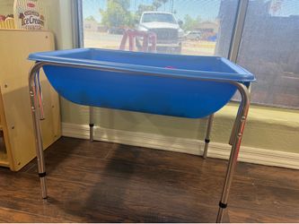 Sensory table