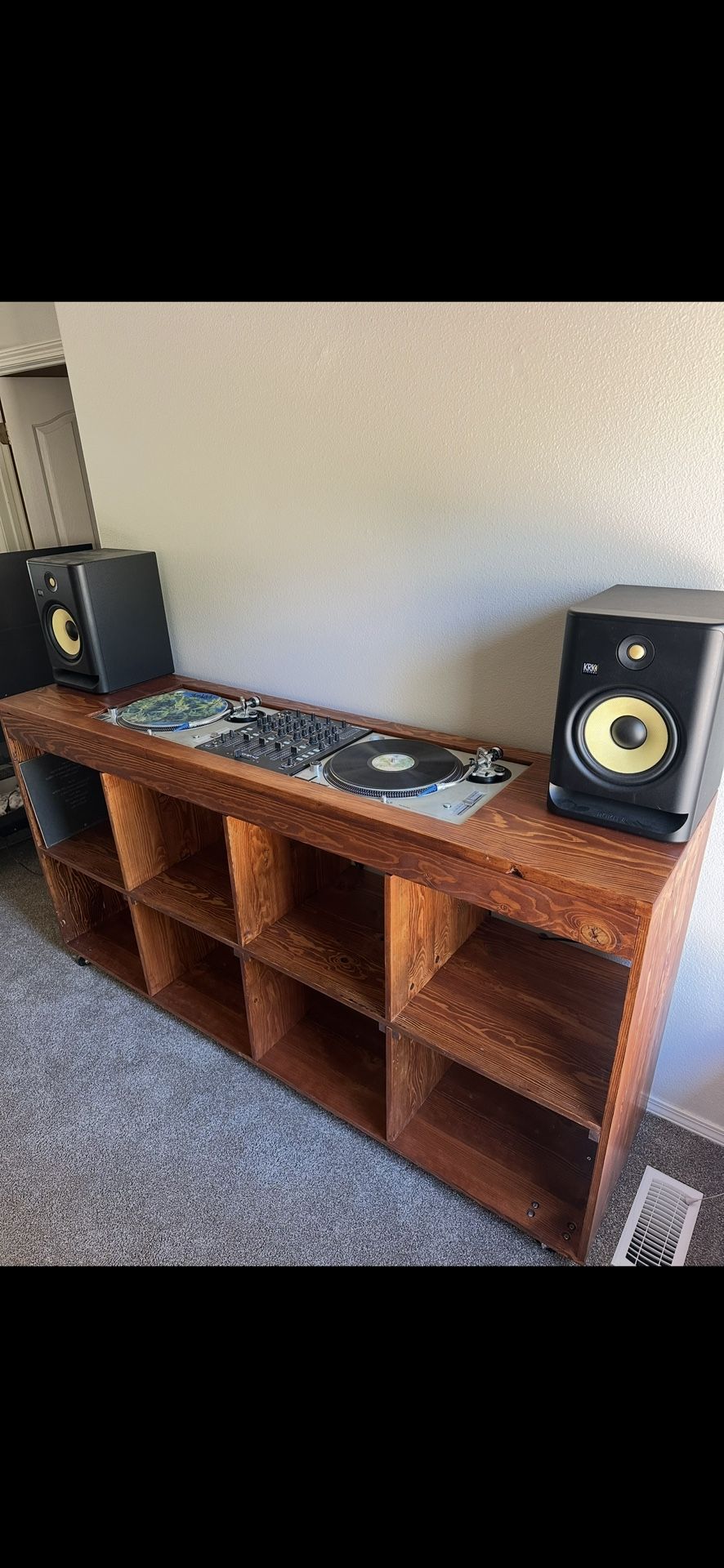 🔥 Full Pro DJ Setup – Technics SL-1200 MK3, Xone:43, KRK Rokit 8 + Custom Stand 🔥