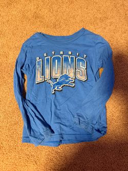 Kids size 5/6 Lions long sleeve shirt