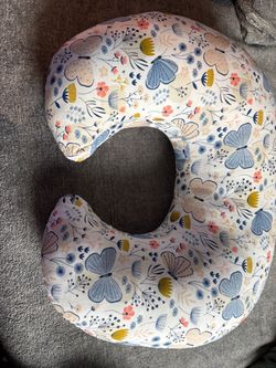 Boppy pillow