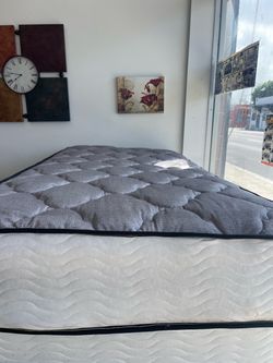 Twin mattress
