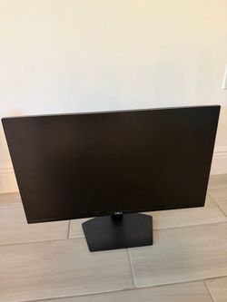 Dell Flat Screen Monitor with Stand