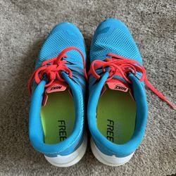 Nike Free 5 Men’s Sneakers (Never Worn)