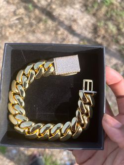 Gold Cuban Bracelet