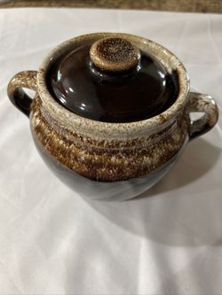 McCoy Pottery Bean Pot Brown Drip Glaze Lidded Handled Vintage USA 5” Tall