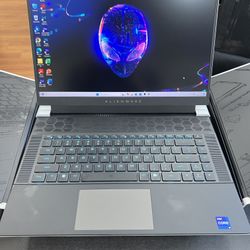 New Alienware M16 Gaming Laptop 16 inch