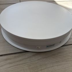Self Turning Product Turn Table
