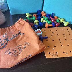 Skoolzy Pegboard Montessori Toy