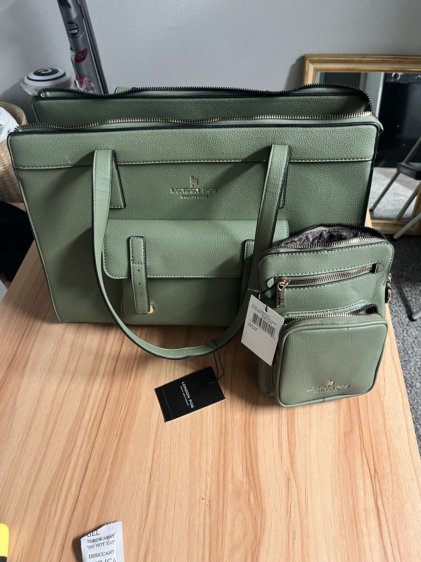 London Fog Handbag and Wallet