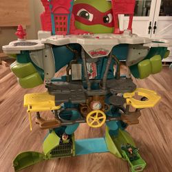 TMNT Ninja Turtle Playset & Toys 