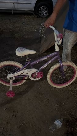 Girls bike