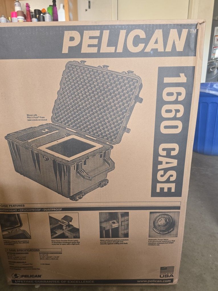 Pelican, 1660 case.