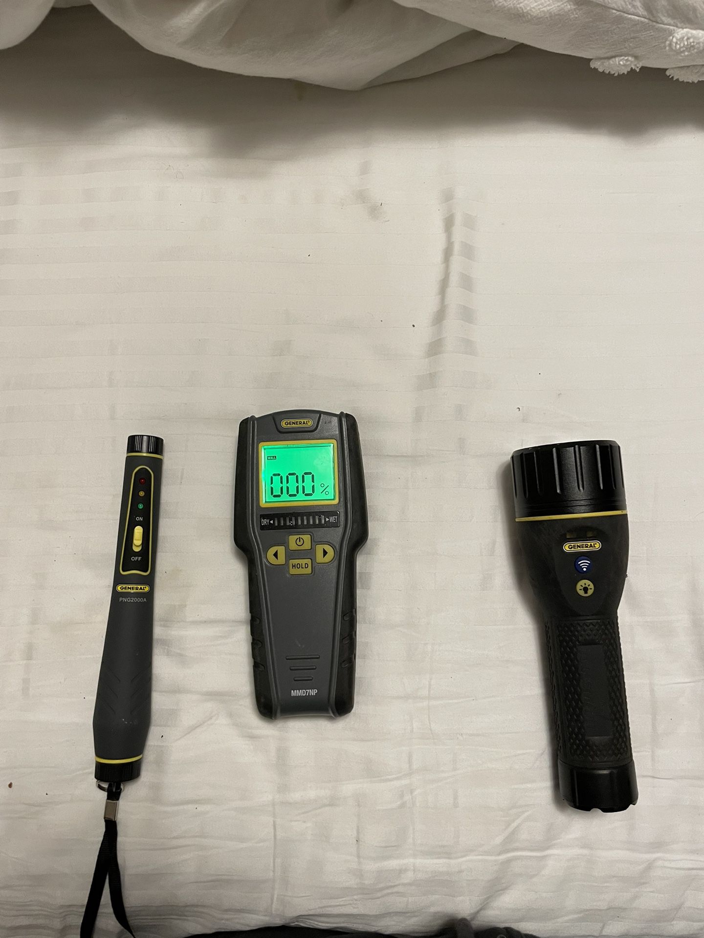 Moisture Meter Digital LCD Tricolor Bar Graph+Gas Reader +inspection Flashlight