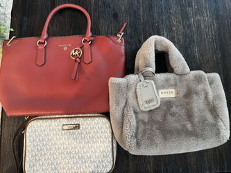 Michael Kors (2) Guess (1) Bags
