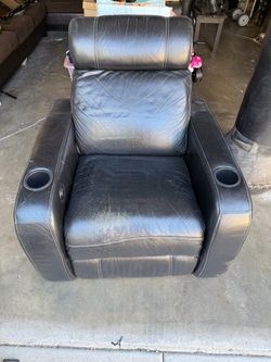 Black rocker lazy boy recliner
