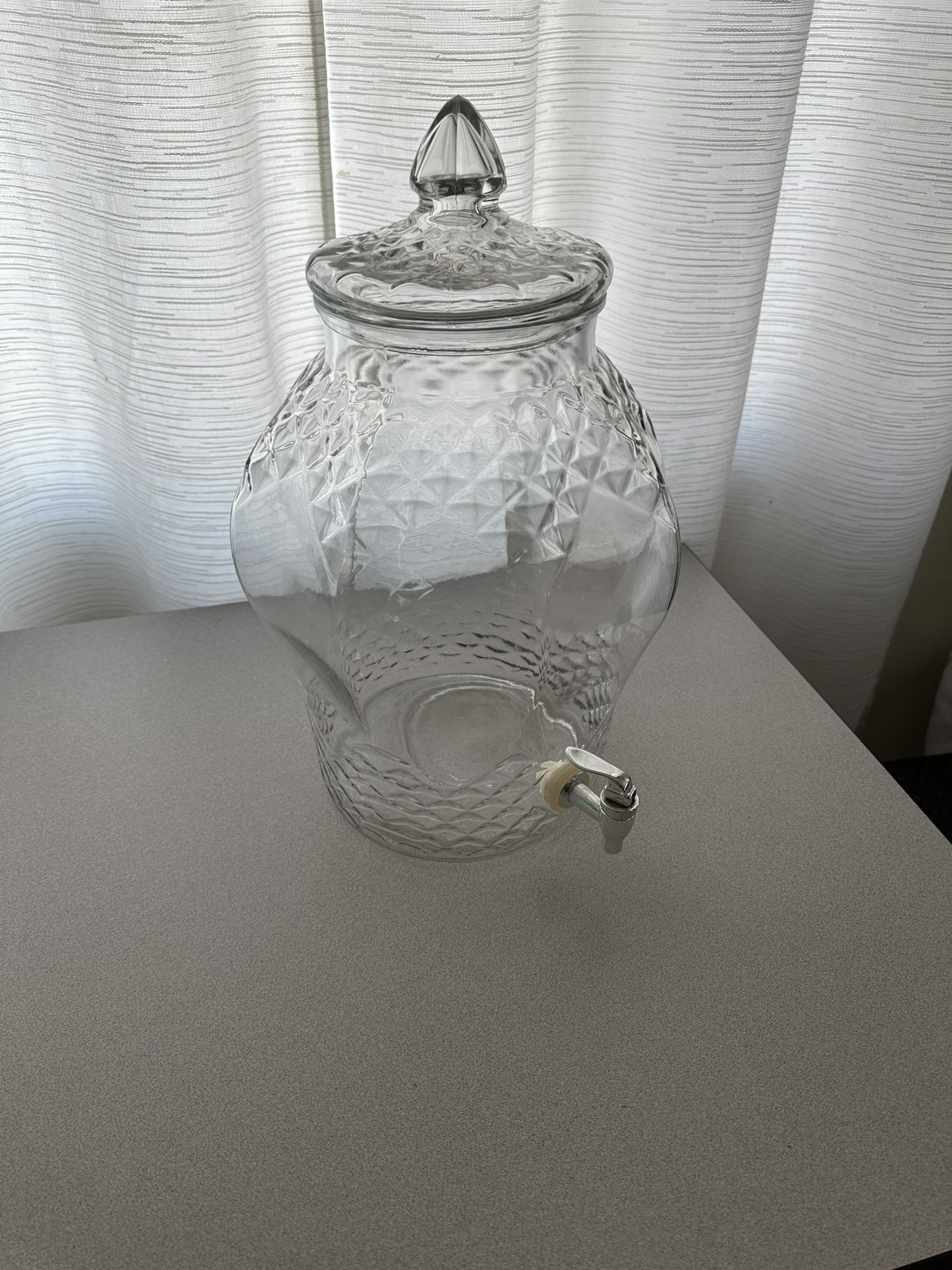glass beverage dispenser