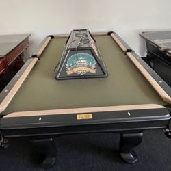Pool Table 8ft ( Free Delivery & Set Up & New Color Felt Of Your Choice 
