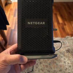 Netgear Surfboard And Unmanaged Switch