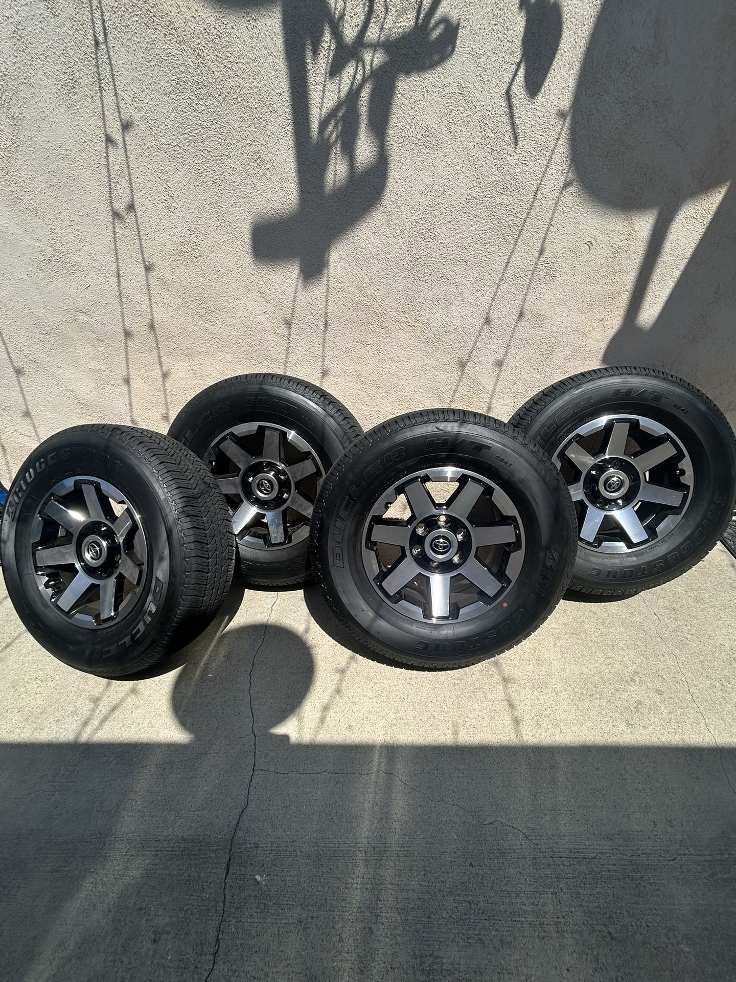 4Runner Stock tires