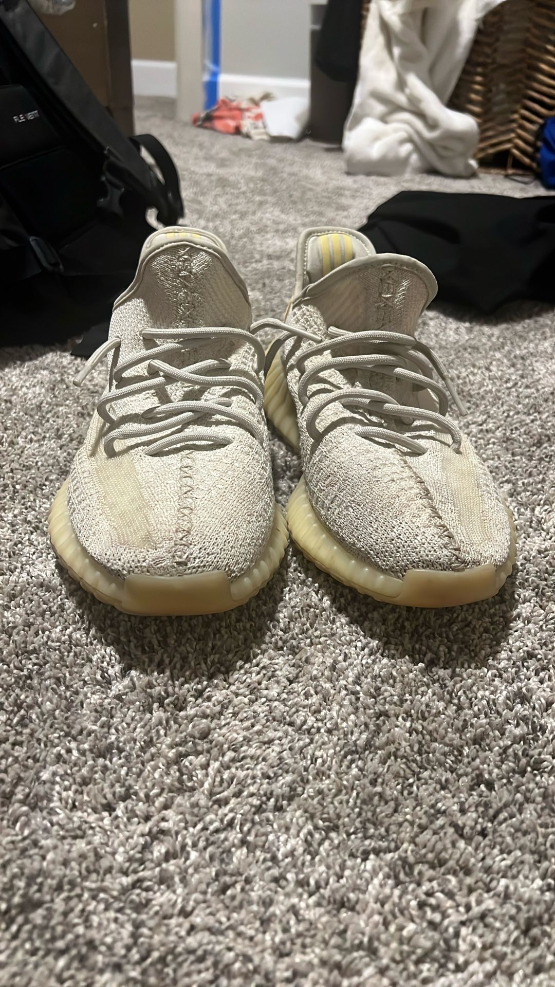 Used Yeezy 350 v2 Natural 9 1/2