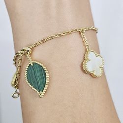 Van Lucky 18k Gold Butterfly Floral Bracelet Gift