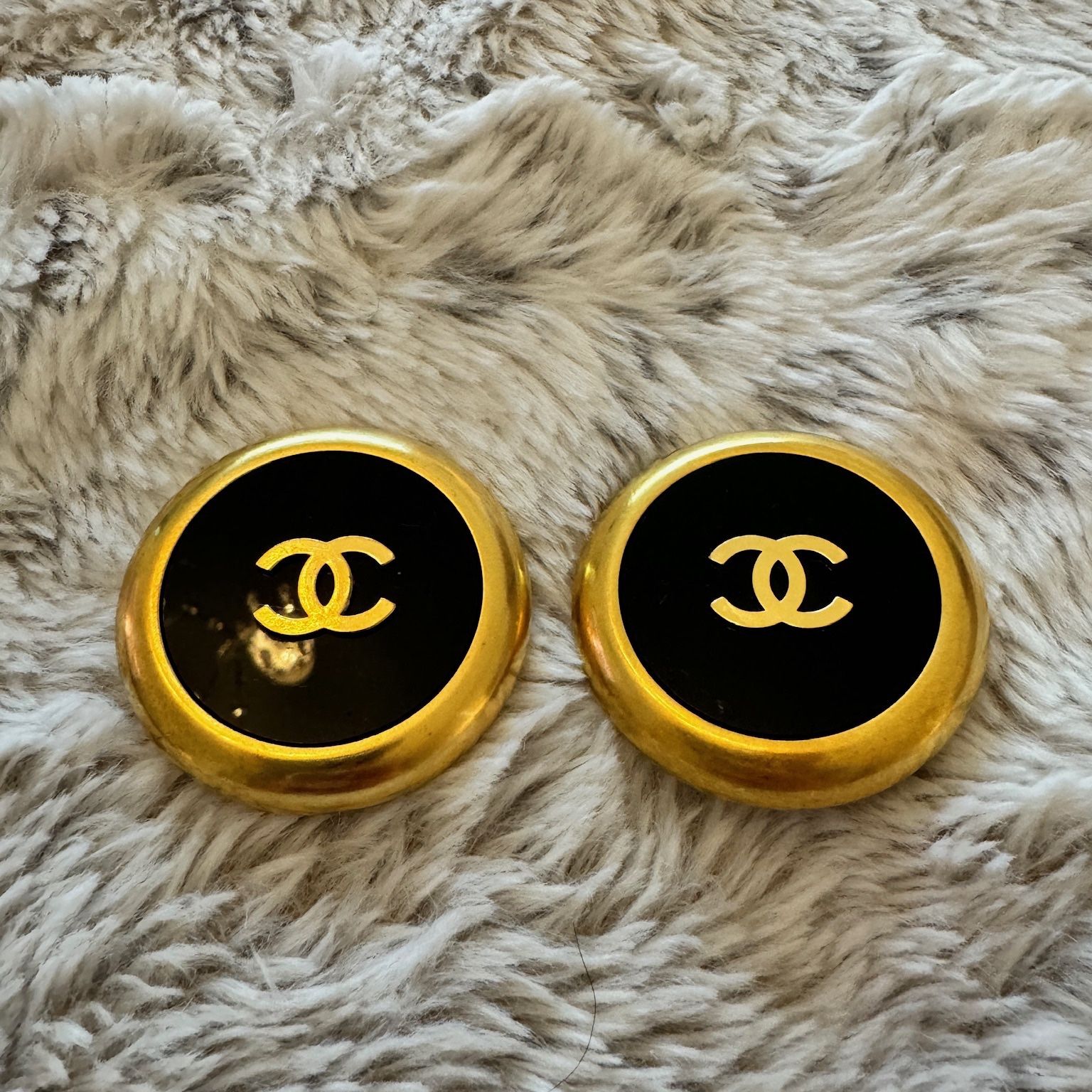 1992 Chanel Large Black And Golden Round Logo Earrings 