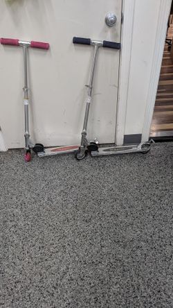 RAAZOR A2 KICK SCOOTERS. $15 FOR BOTH. OR $10 EACH. CITY OF ORANGE 🍊