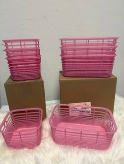 New: Box of 4 storage/organization baskets (various sizes)