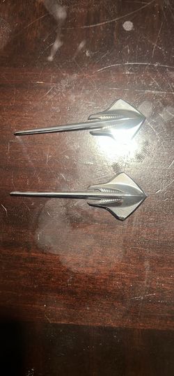 Corvette emblems 2 piece
