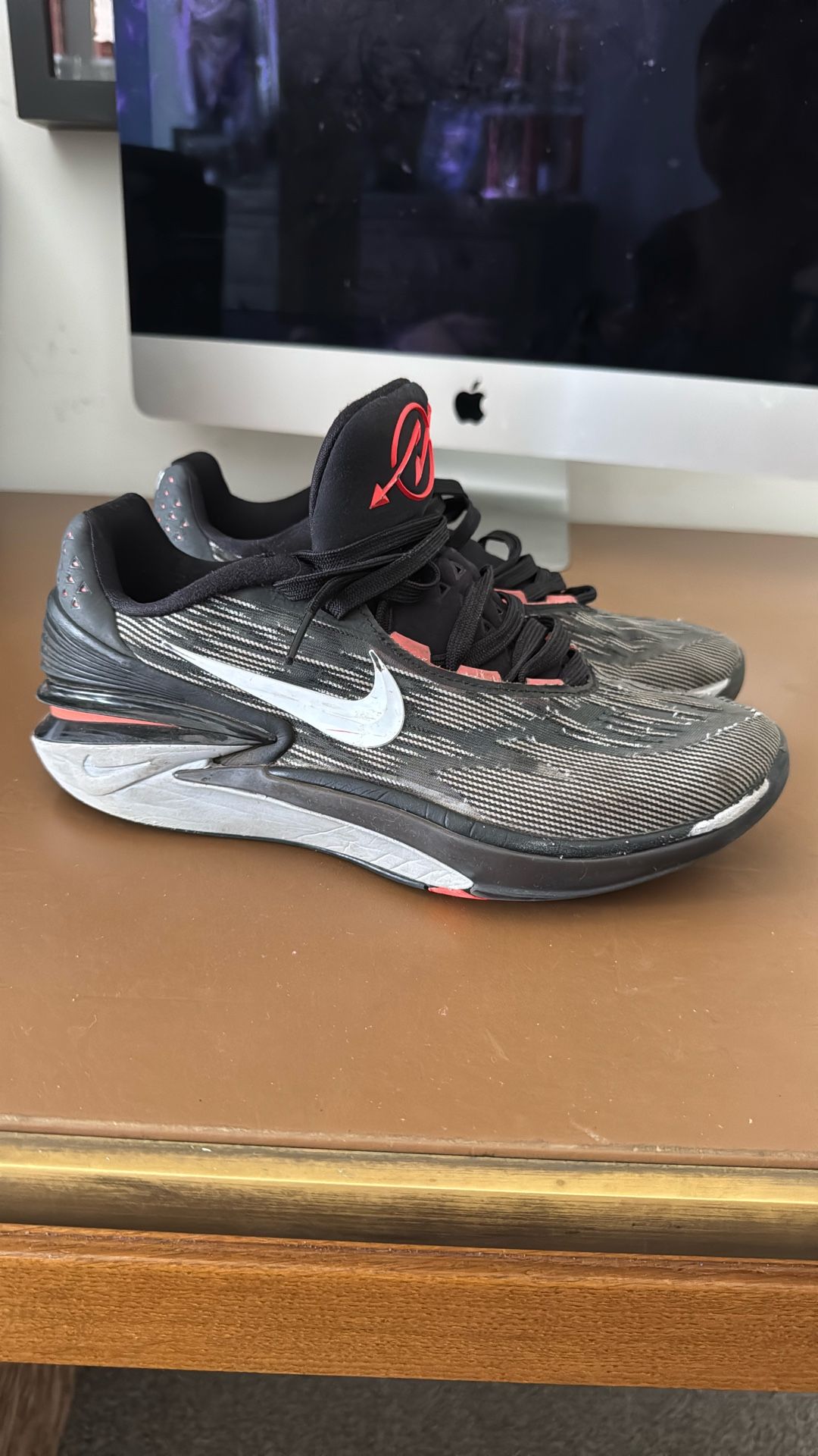 Nike Basketball Air Zoom Size 7.5