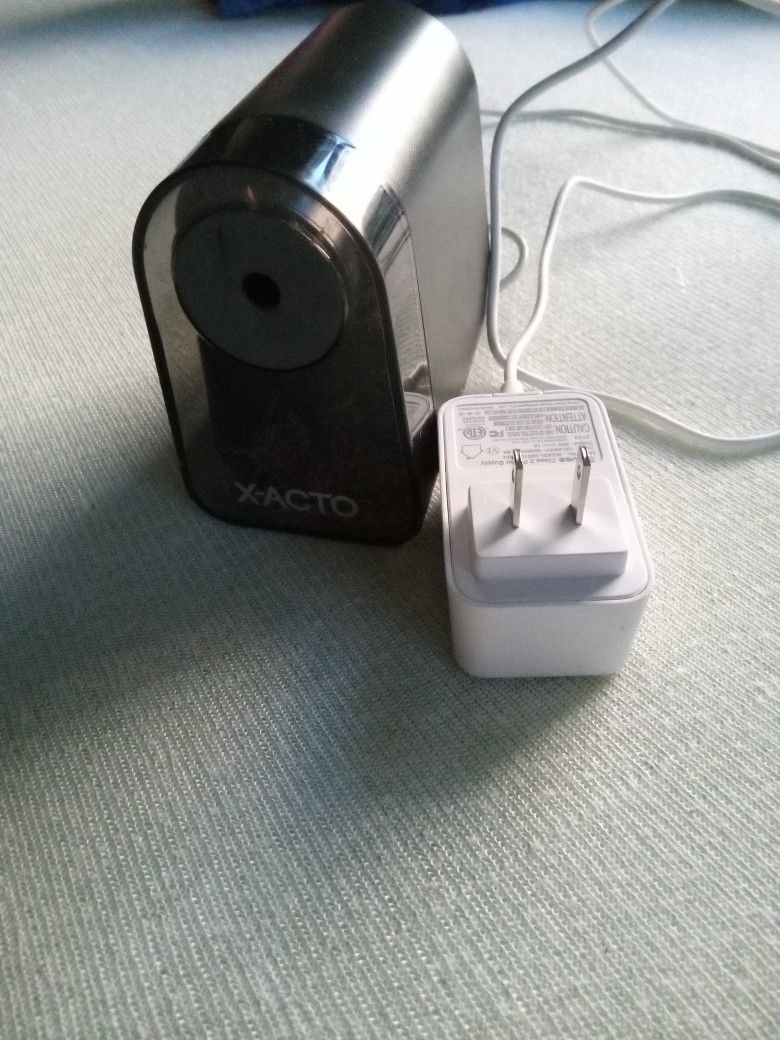 X-ACTO Electric Pencil Sharpener
