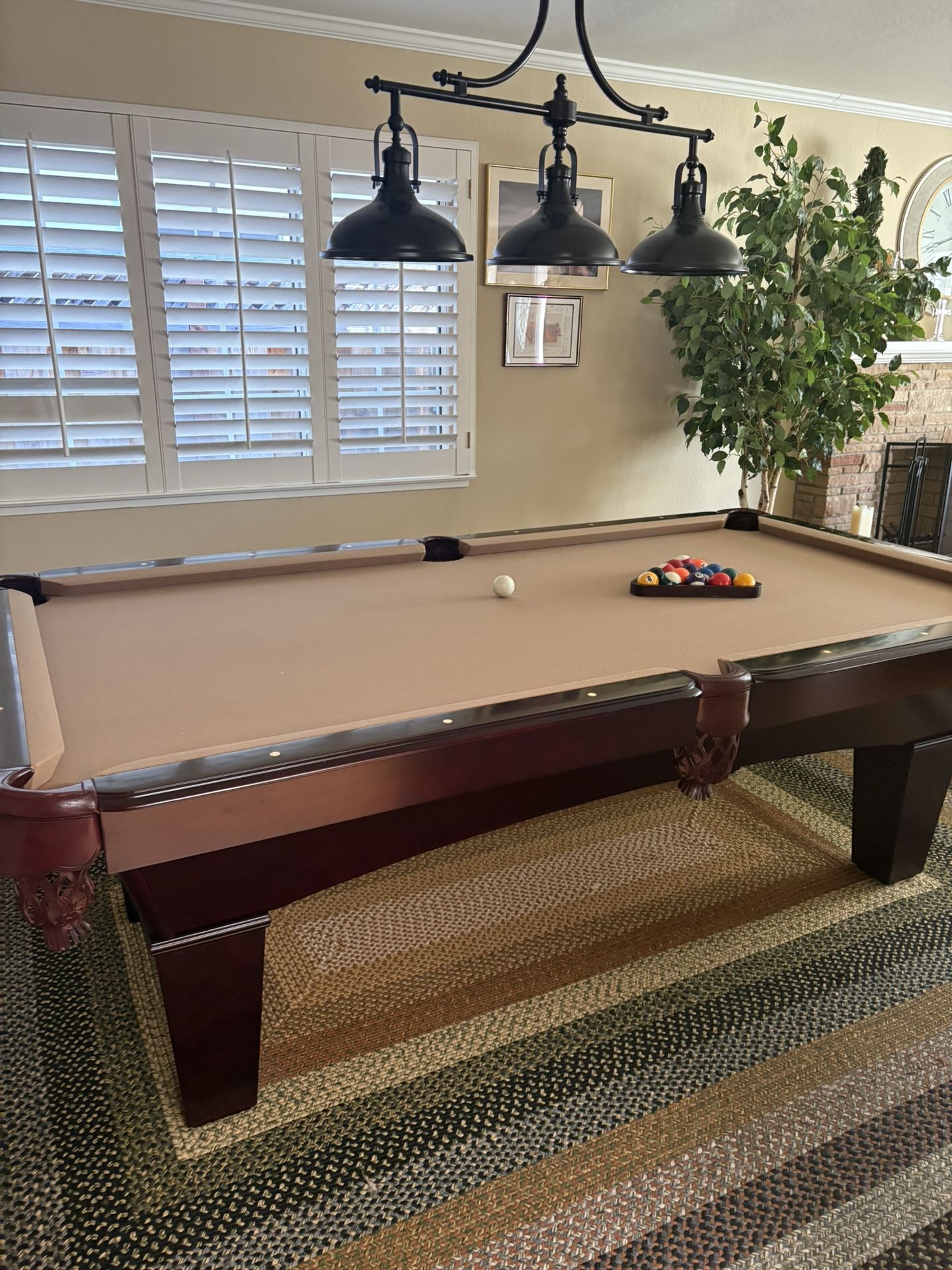 Beautiful 8ft Professional Pool Table