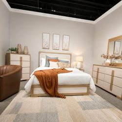 4-piece Queen Bedroom Set Natural