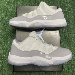 Jordan Cement Grey 11 Low size 9 VNDS