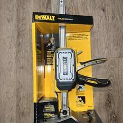 DeWALT DWHT83550 TOUGHSERIES Construction Jack, Lifts Up to 340LBS