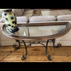 Ethan Allen sofa table  53”x 20” x 32” $250