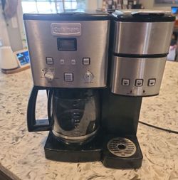 Cuisinart Single Serve + 12 Cup Coffee Maker, Offers 3-Sizes: 6-Ounces, 8-Ounces and 10-Ounces, Stainless Steel, SS-15P1
