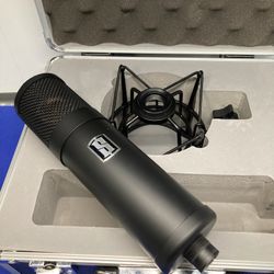 Slate Digital ML1 Condenser Microphone with Case