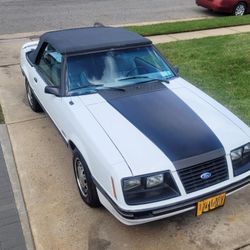 1984 Ford Mustang