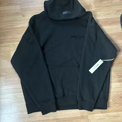 Essential Hoodie. Black. XL