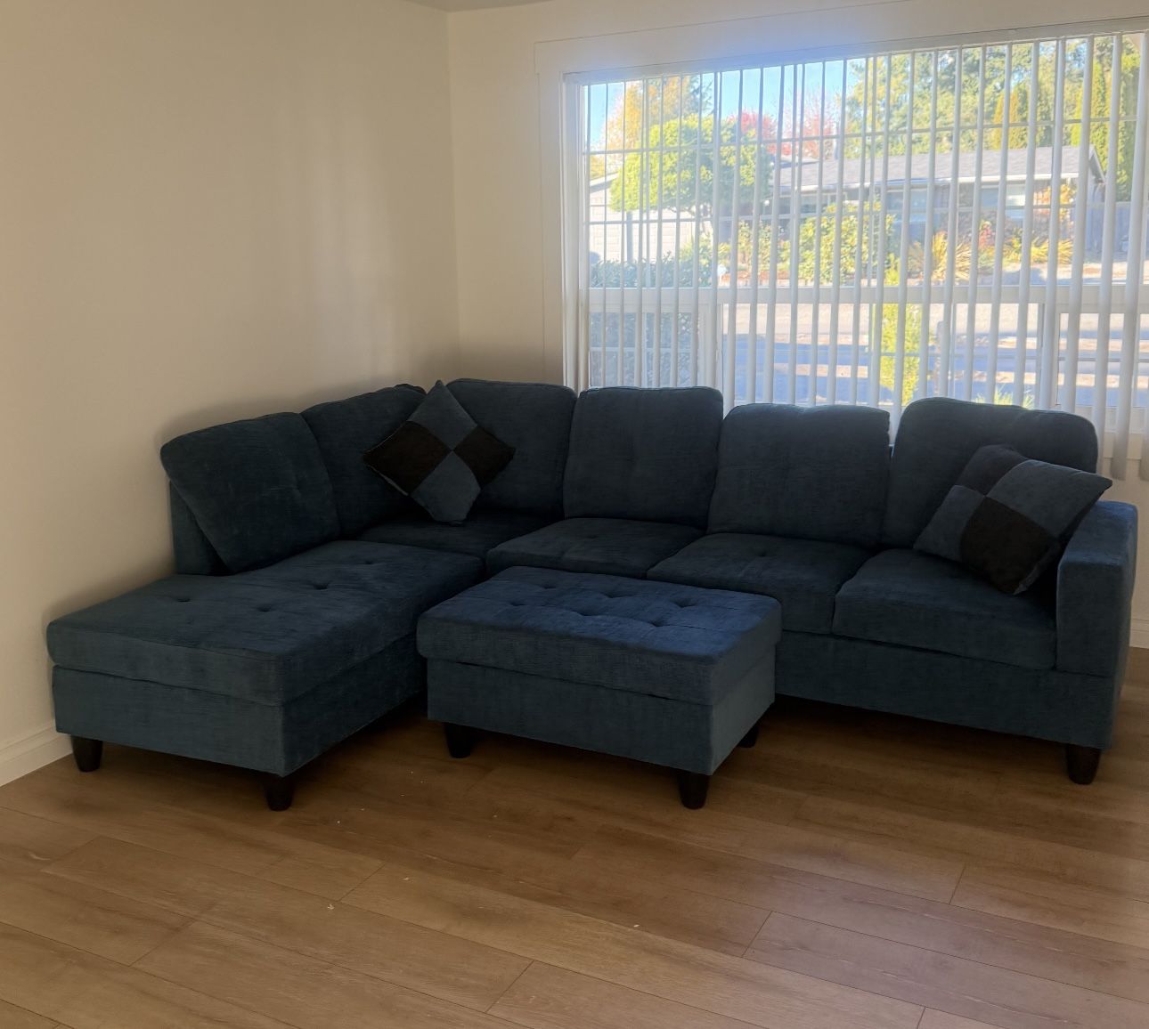 True Blue Microfiber Sectional Couch And Ottoman